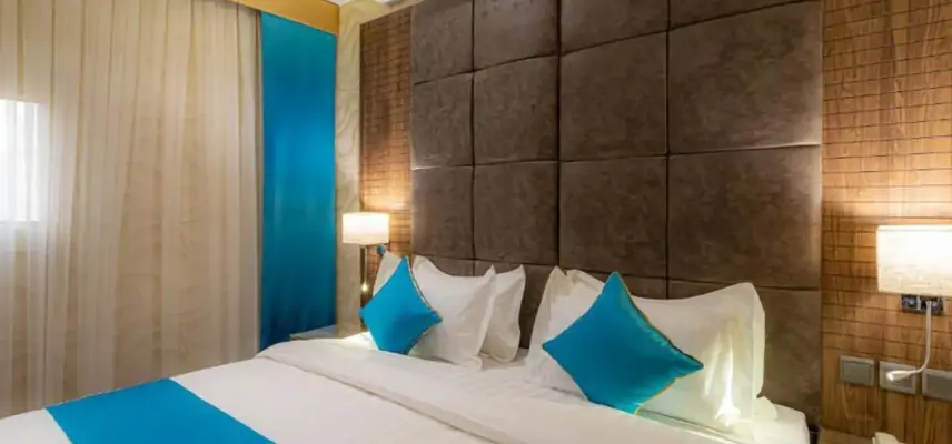 Y Platinum Hotel image